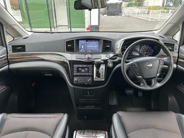Nissan ELGRAND 2017 7921948-16