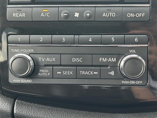 Nissan ELGRAND 2017 7921948-20