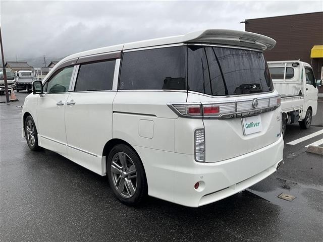 Nissan ELGRAND 2011 7921964-13