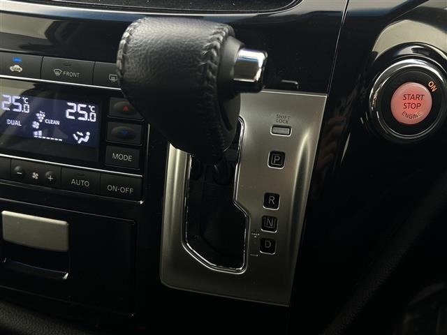 Nissan ELGRAND 2017 7921965-12