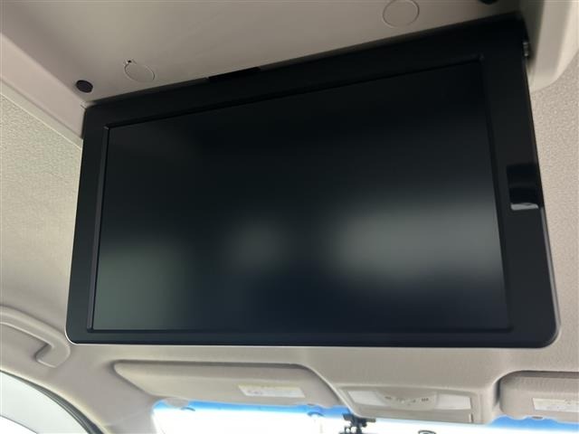 Nissan ELGRAND 2017 7921965-15