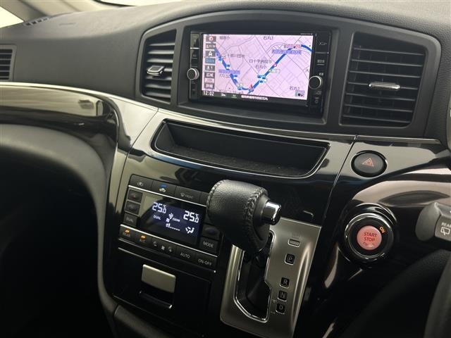 Nissan ELGRAND 2017 7921965-20