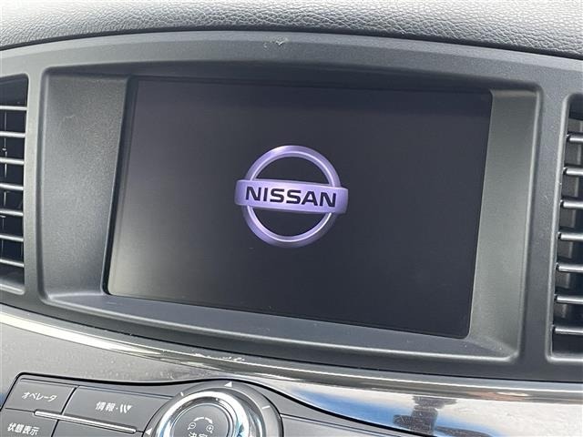 Nissan ELGRAND 2012 7921968-19