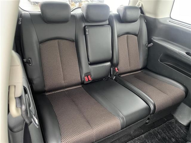 Nissan ELGRAND 2012 7921968-9