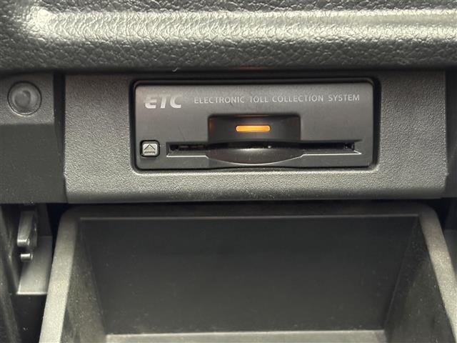 Nissan ELGRAND 2014 7921977-17