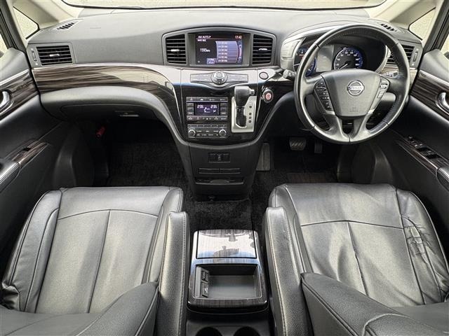 Nissan ELGRAND 2014 7921977-18