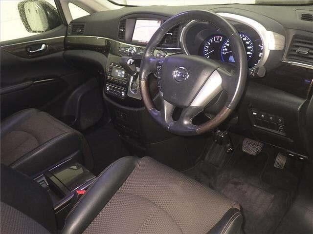 Nissan ELGRAND 2013 7921982-3