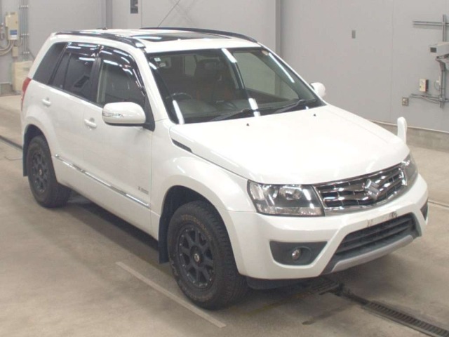Suzuki ESCUDO 2014 7906528-5
