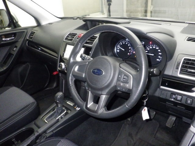 Subaru FORESTER 2018 7925687-3