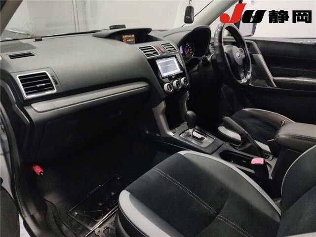 Subaru FORESTER 2015 7925688-6