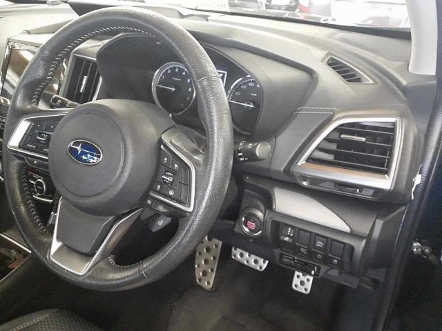 Subaru FORESTER 2018 7925690-9