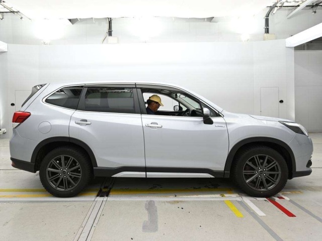 Subaru FORESTER 2024 7925698-3