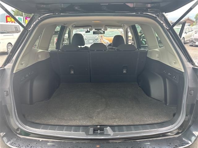 Subaru FORESTER 2018 7925795-12