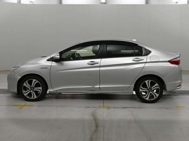 Honda GRACE 2016 7925670-4