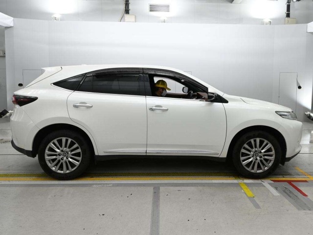 Toyota HARRIER 2018 7925743-3