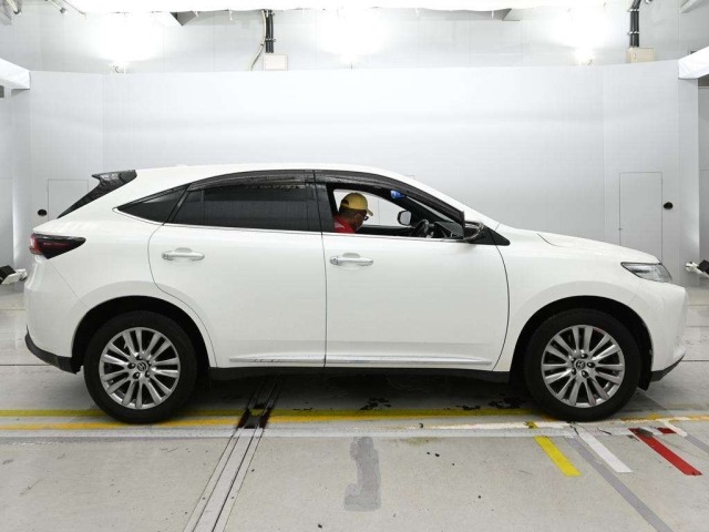 Toyota HARRIER 2018 7925753-3
