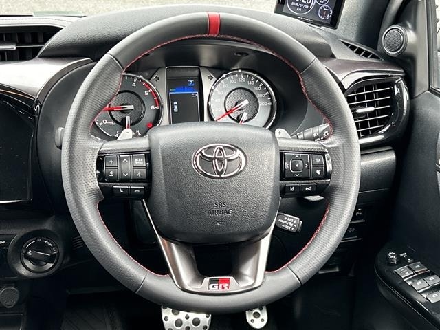 Toyota HILUX 2021 7909554-4