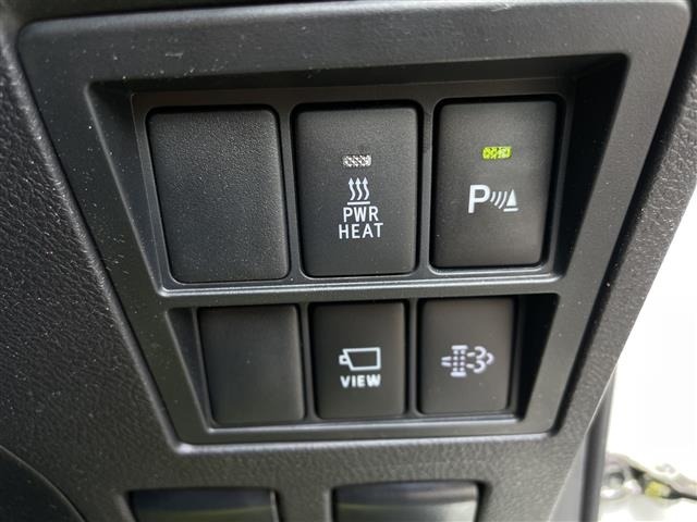 Toyota HILUX 2022 7909561-1