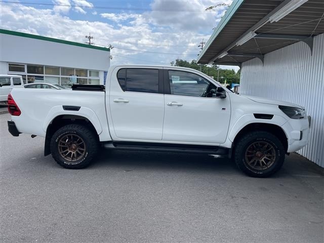 Toyota HILUX 2022 7909561-6