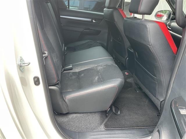 Toyota HILUX 2022 7909561-9