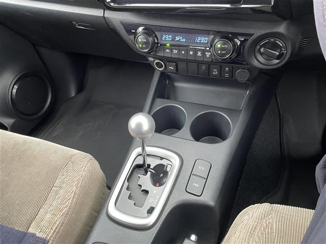 Toyota HILUX 2024 7909562-21