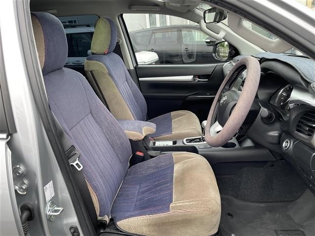 Toyota HILUX 2024 7909562-7