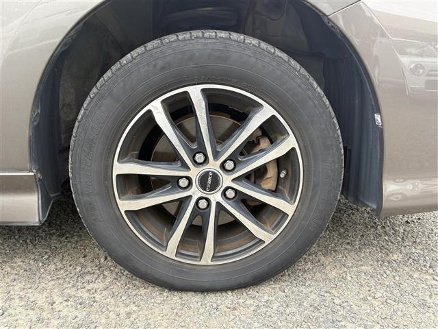 Toyota ISIS 2009 7916229-3
