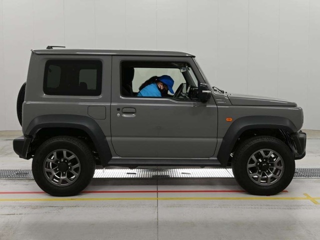 Suzuki JIMNY SIERRA 2024 7926263-3