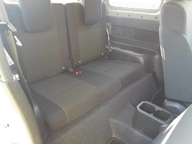 Suzuki JIMNY SIERRA 2023 7926281-10