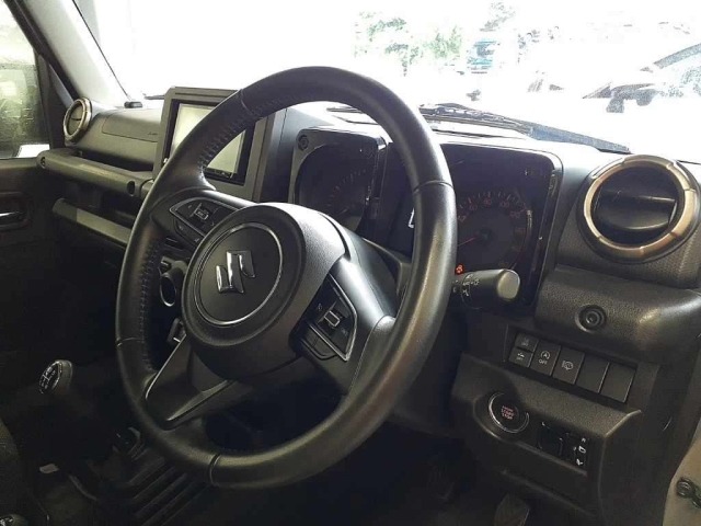 Suzuki JIMNY SIERRA 2023 7926300-9