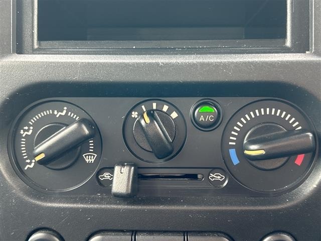 Suzuki JIMNY 2011 7910960-1