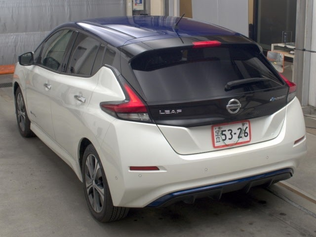 Nissan LEAF 2017 7924716-1