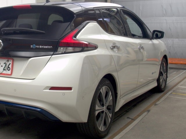 Nissan LEAF 2017 7924716-5