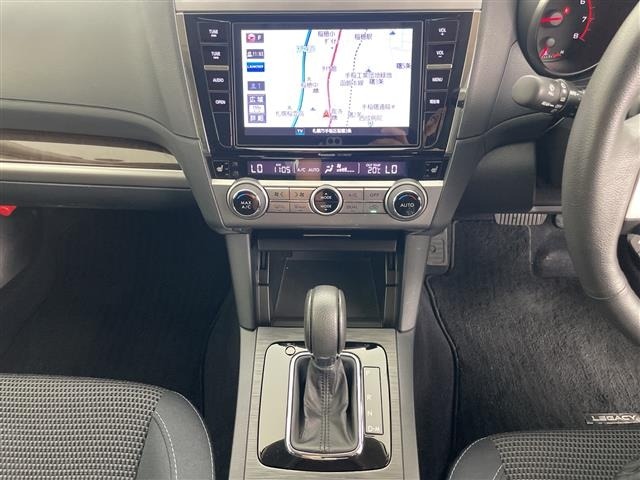 Subaru LEGACY B4 2016 7926508-11