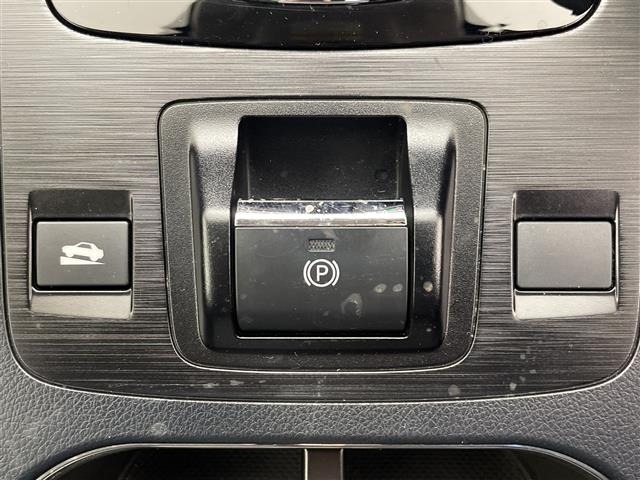 Subaru LEGACY B4 2016 7926508-12