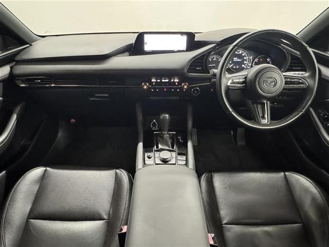 Mazda MAZDA3 2019 7922578-26
