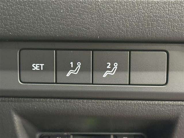 Mazda MAZDA3 2019 7922578-32