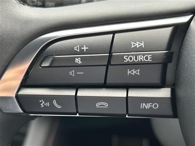 Mazda MAZDA3 2023 7922579-12