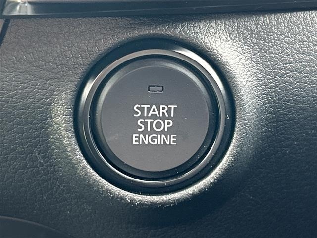 Mazda MAZDA3 2023 7922585-10