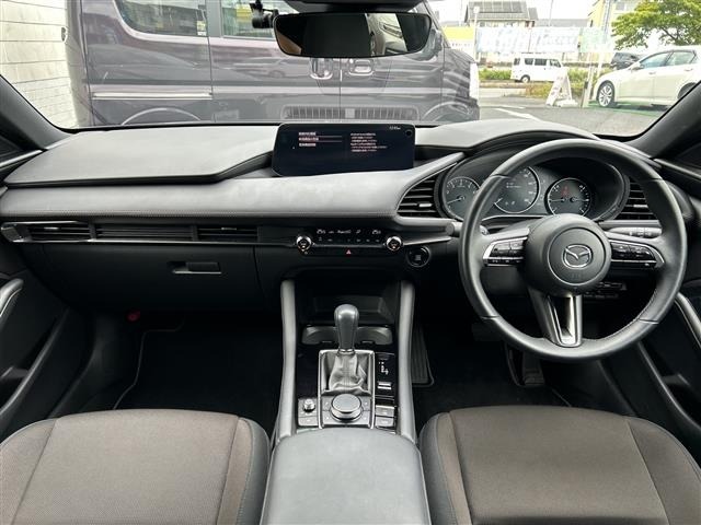 Mazda MAZDA3 2023 7922585-14