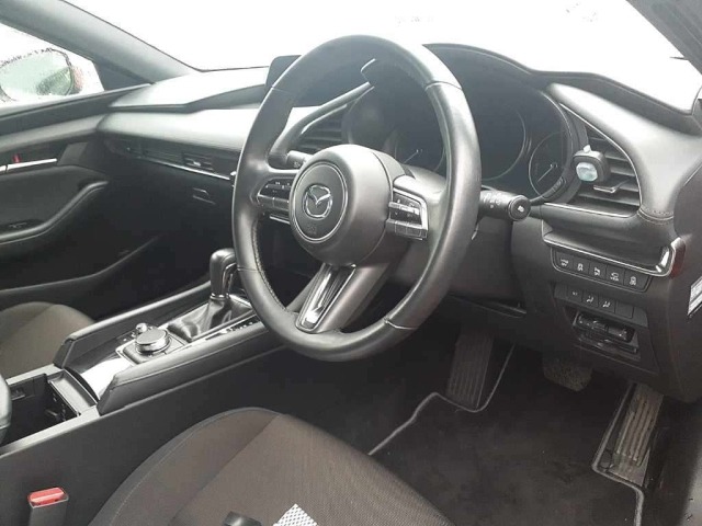 Mazda MAZDA3 2023 7922616-7