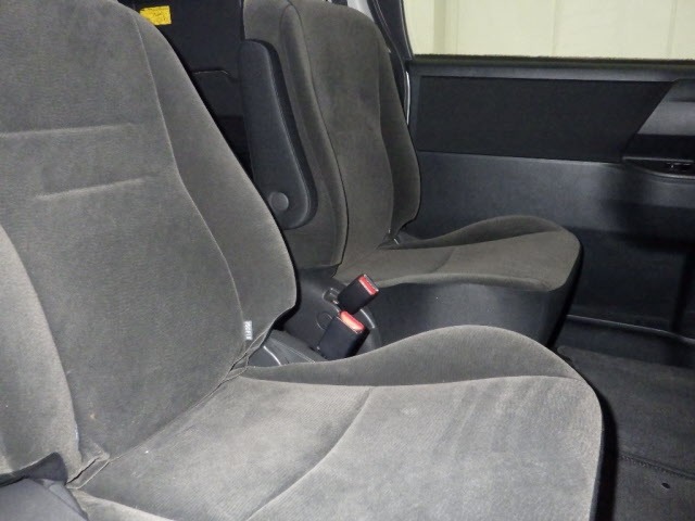 Toyota NOAH 2010 7923779-8