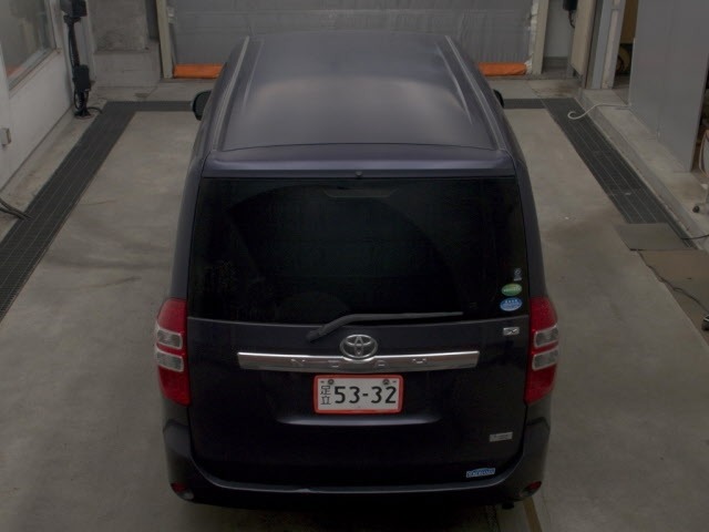Toyota NOAH 2013 7923786-7