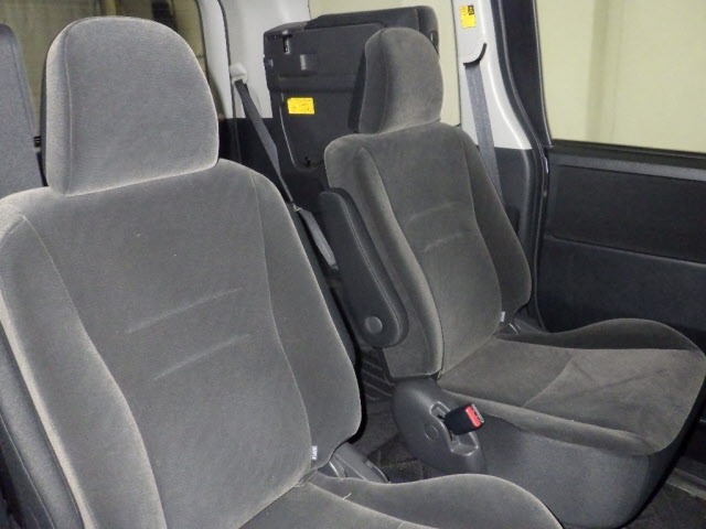 Toyota NOAH 2013 7923786-8