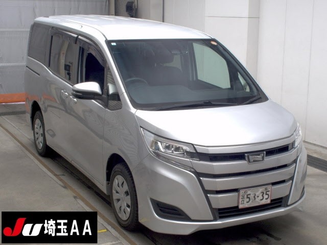 Toyota NOAH 2021 7923796-0