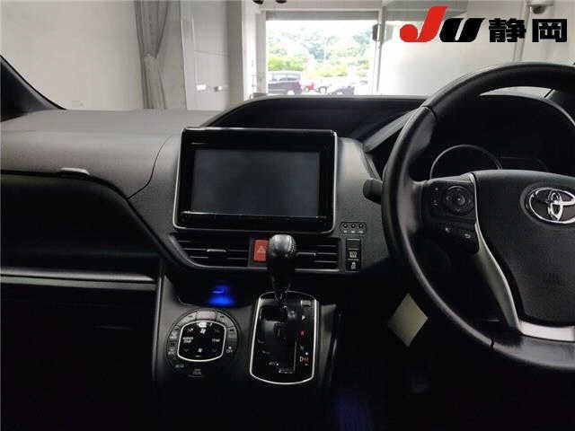 Toyota NOAH 2014 7923817-7