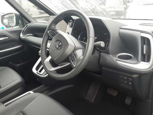 Toyota NOAH 2024 7923838-7