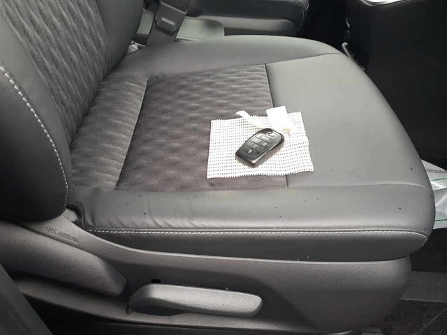 Toyota NOAH 2023 7923849-10