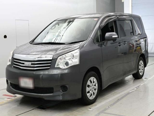Toyota NOAH 2013 7923852-0