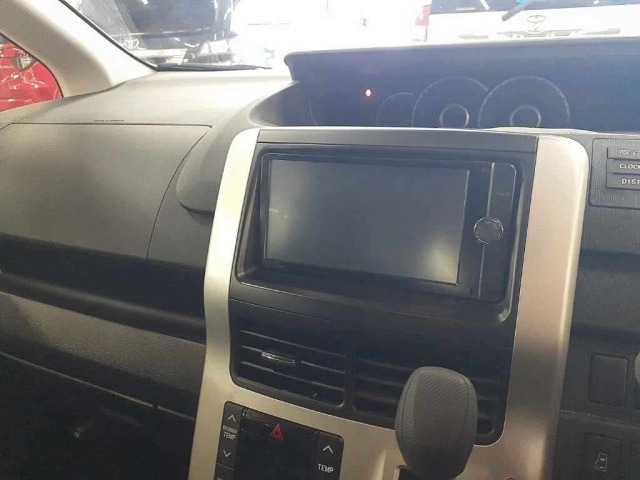 Toyota NOAH 2013 7923852-12